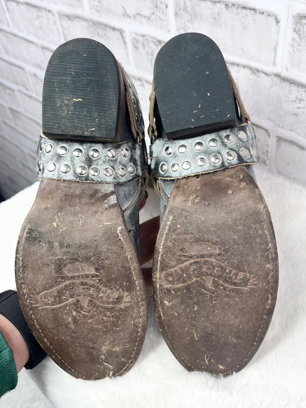 FREEBIRD • Ramone Studded Harness Leather Boots Silver Cream Size 8 - Picture 9 of 10